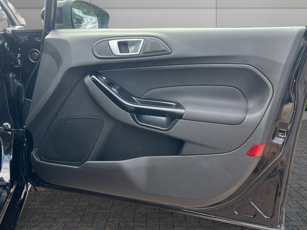 Used Ford Fiesta 2014 for sale - 76744484: Photo 12