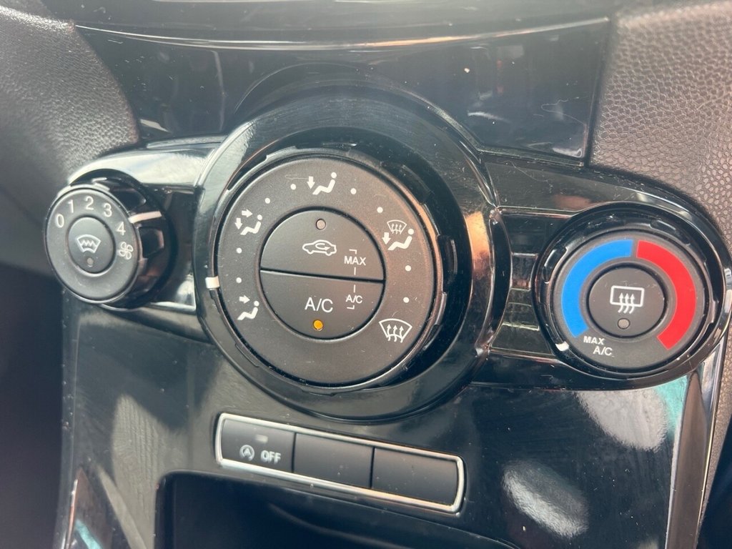 Used Ford Fiesta 2014 for sale - 76744484: Photo 24