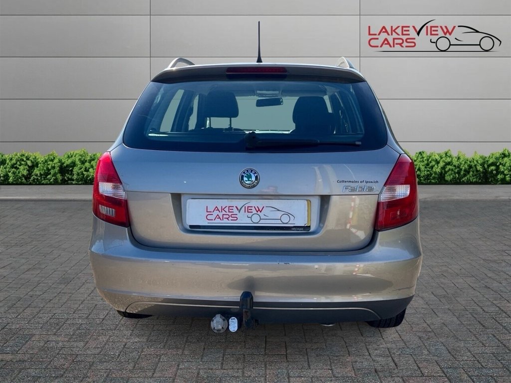 Used Skoda Fabia 2012 for sale - 76744488: Photo 4