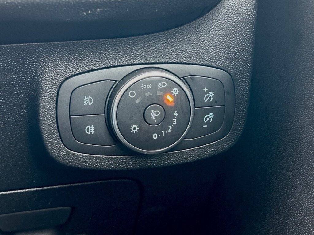 Used Ford Fiesta 2017 for sale - 76744566: Photo 26