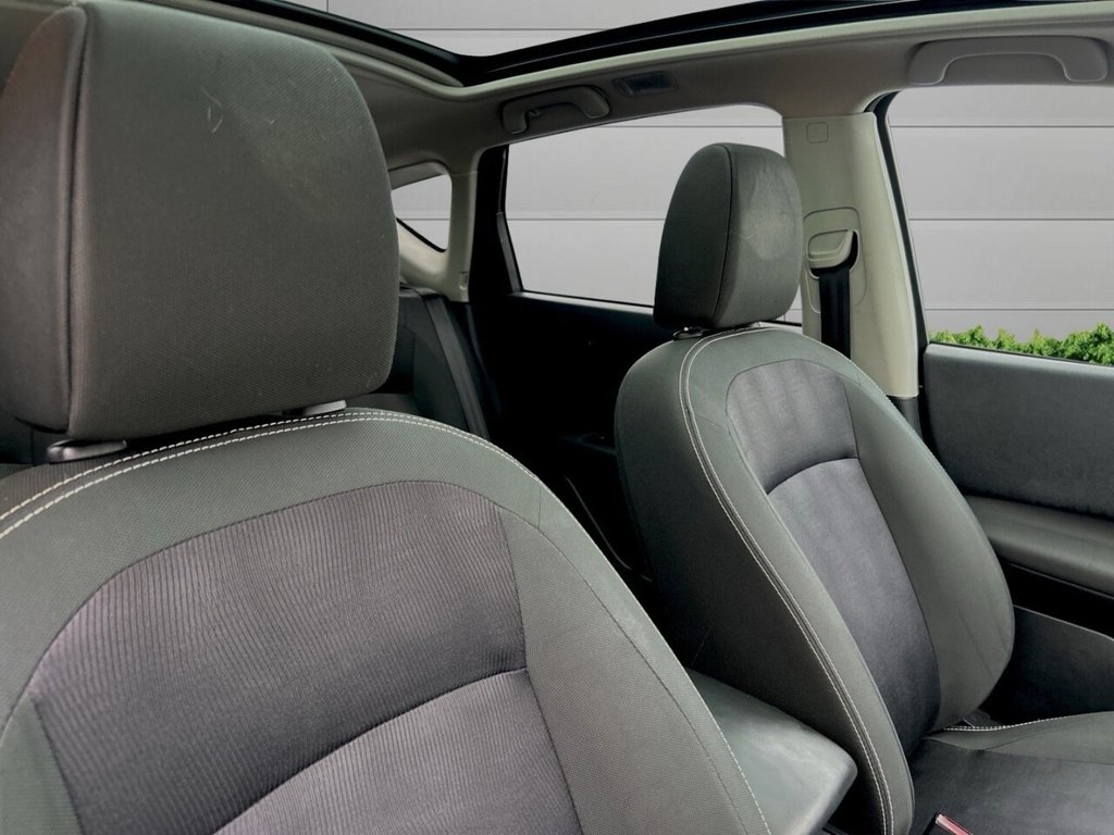 Used Nissan Qashqai 2012 for sale - 76744536: Photo 10