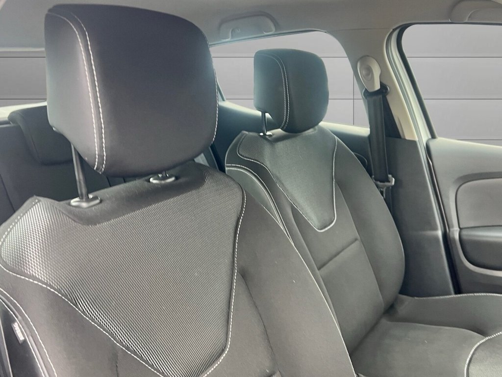 Used Renault Clio 2016 for sale - 76934627: Photo 11