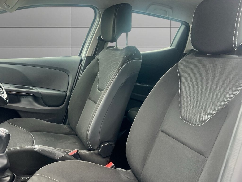 Used Renault Clio 2016 for sale - 76934627: Photo 14