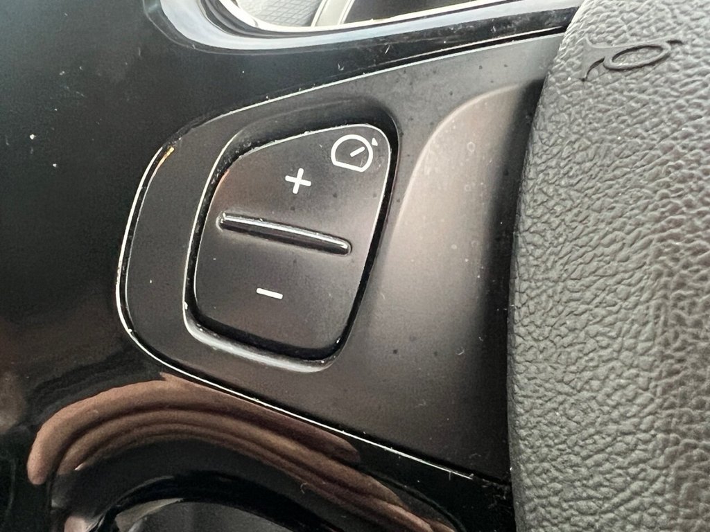 Used Renault Clio 2016 for sale - 76934627: Photo 26