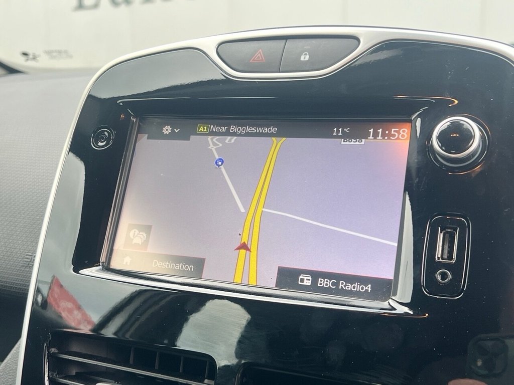 Used Renault Clio 2016 for sale - 76934627: Photo 30