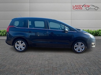 Used Peugeot 5008 2016 for sale - 77027400: Photo