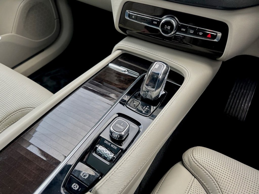 Used Volvo XC90 2017 for sale - 77145693: Photo 28