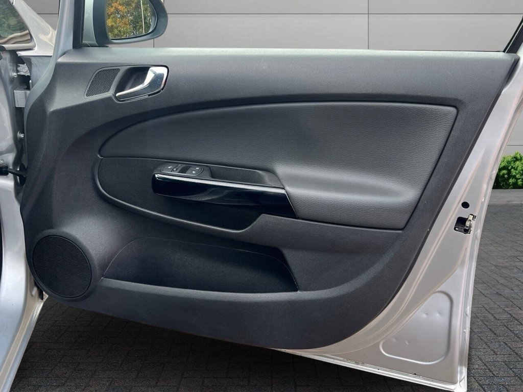 Used Vauxhall Corsa 2012 for sale - 76744522: Photo 12