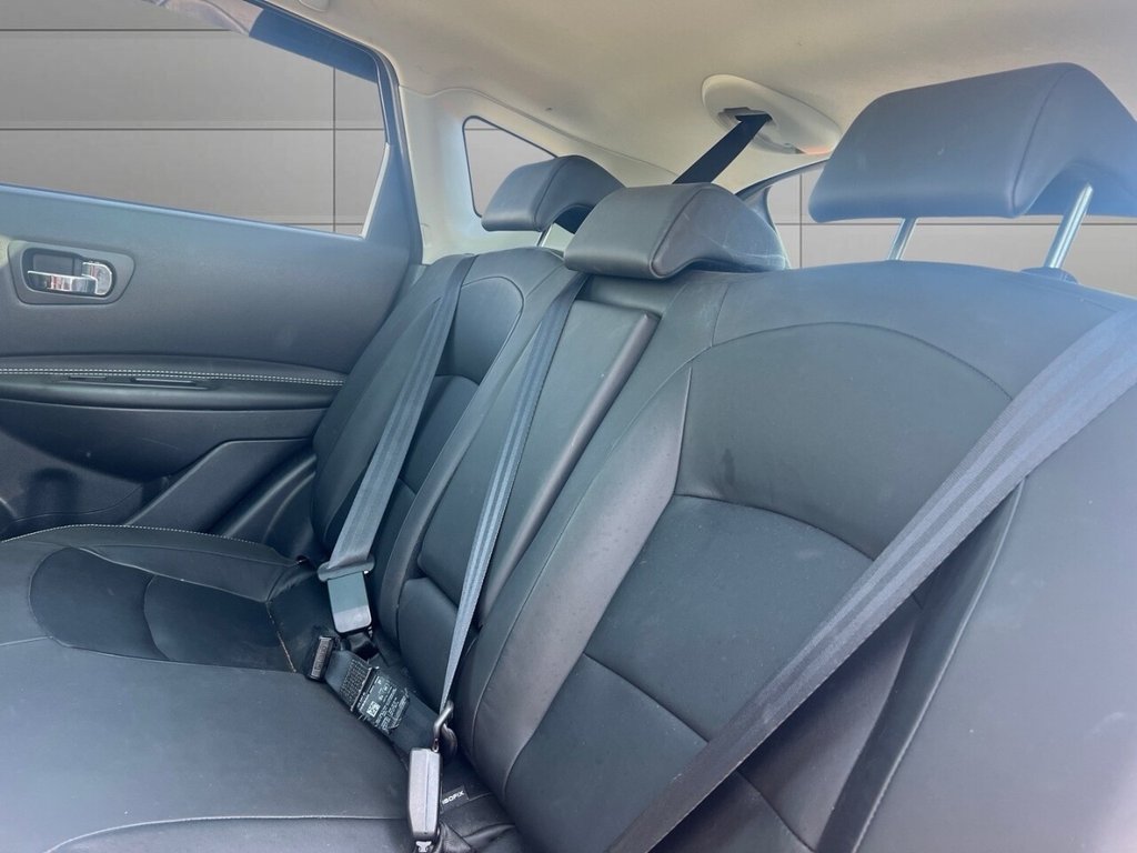 Used Nissan Qashqai 2013 for sale - 76744470: Photo 15