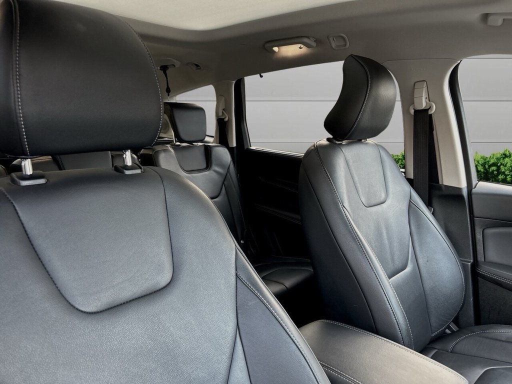 Used Ford S-Max 2015 for sale - 76739909: Photo 10