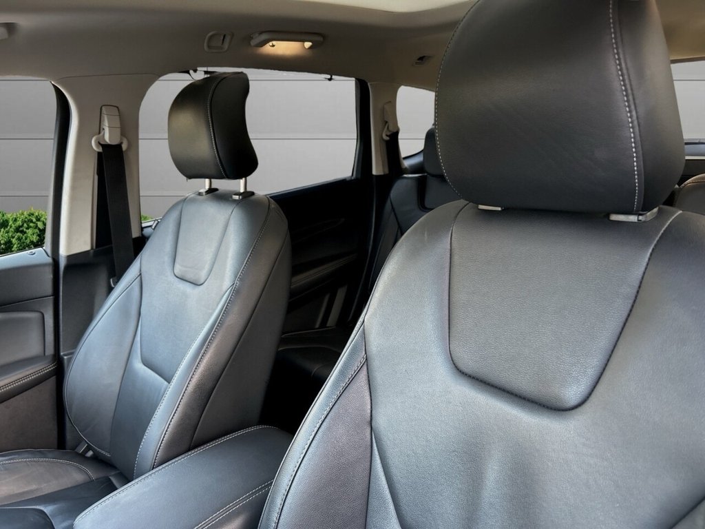 Used Ford S-Max 2015 for sale - 76739909: Photo 14