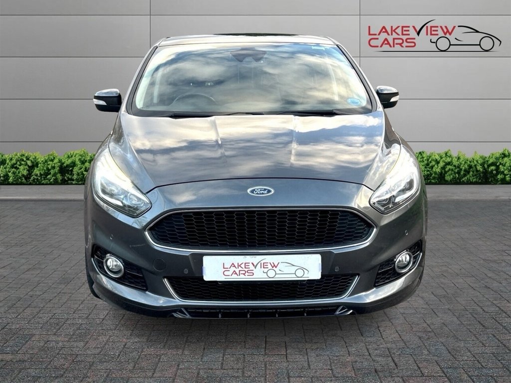 Used Ford S-Max 2015 for sale - 76739909: Photo 2