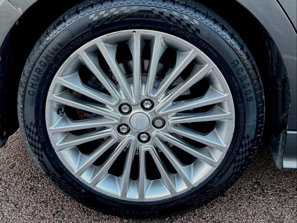 Used Ford S-Max 2015 for sale - 76739909: Photo 21