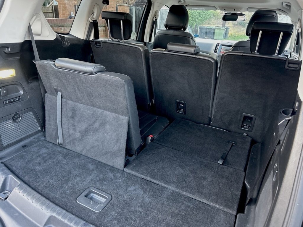 Used Ford S-Max 2015 for sale - 76739909: Photo 23