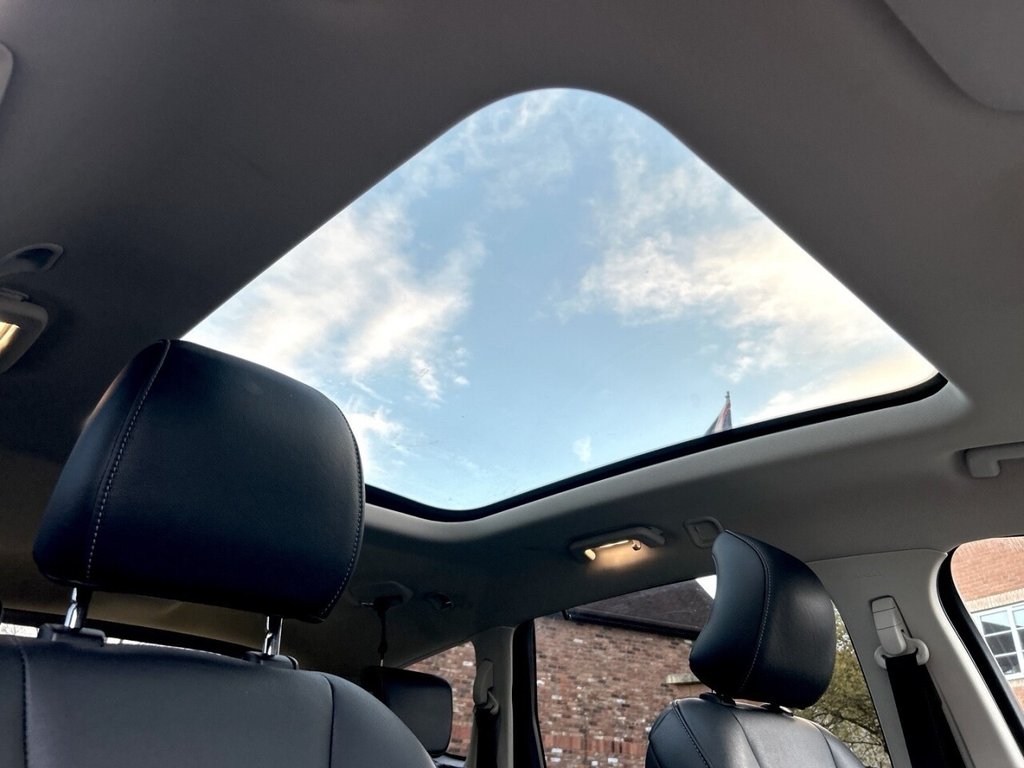 Used Ford S-Max 2015 for sale - 76739909: Photo 26