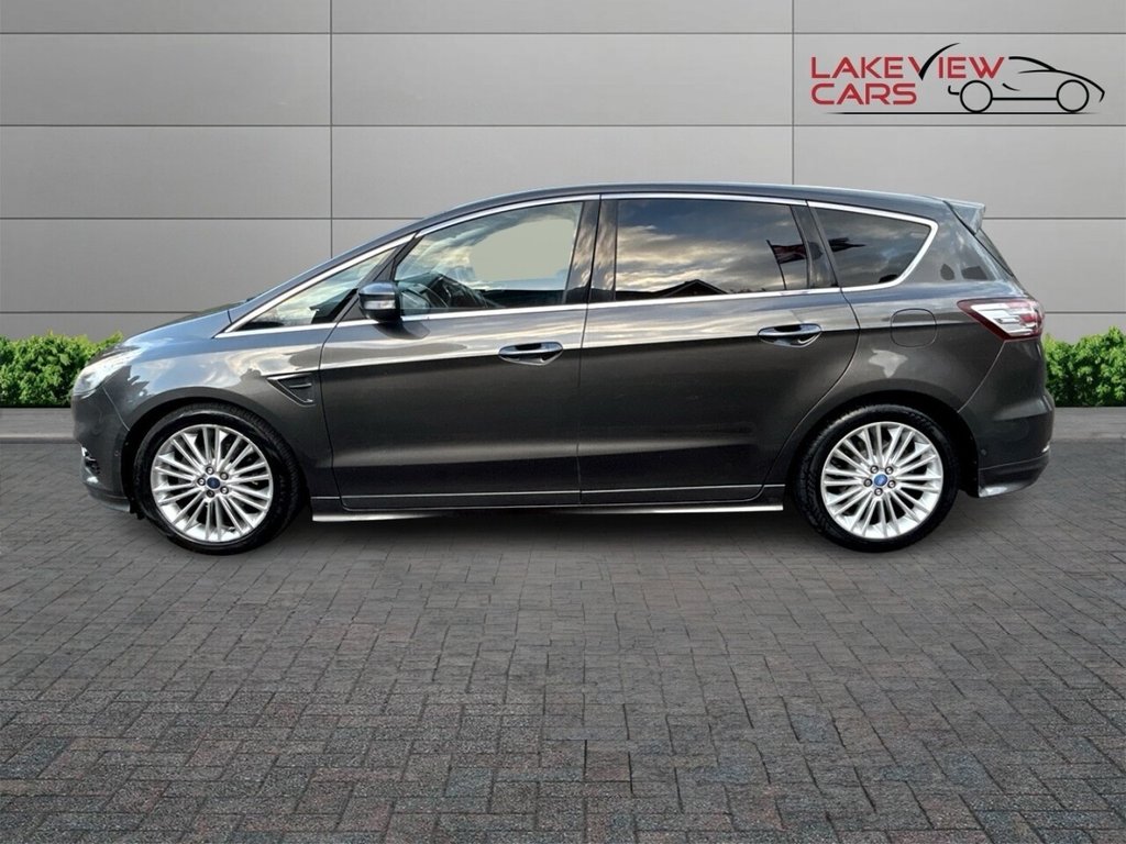 Used Ford S-Max 2015 for sale - 76739909: Photo 4