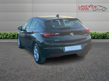 Used Vauxhall Astra 2017 for sale - 77038316: Photo