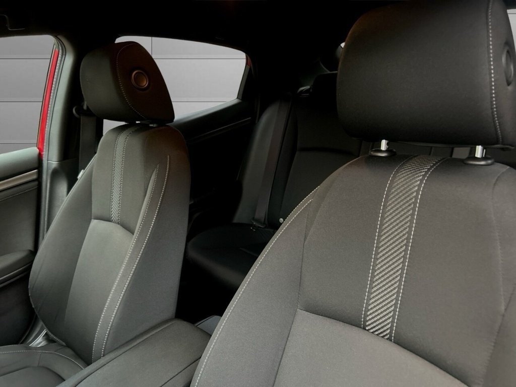 Used Honda Civic 2018 for sale - 76740219: Photo 14