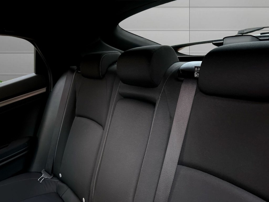 Used Honda Civic 2018 for sale - 76740219: Photo 16