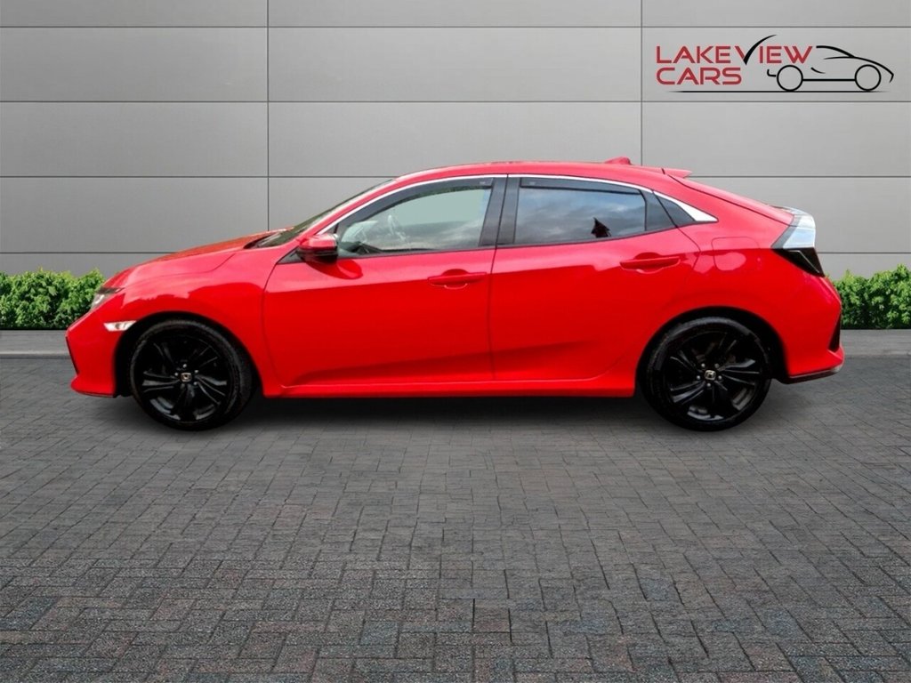 Used Honda Civic 2018 for sale - 76740219: Photo 4