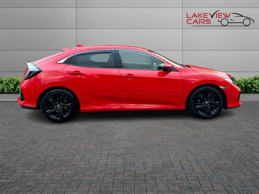 Used Honda Civic 2018 for sale - 76740219: Photo 8