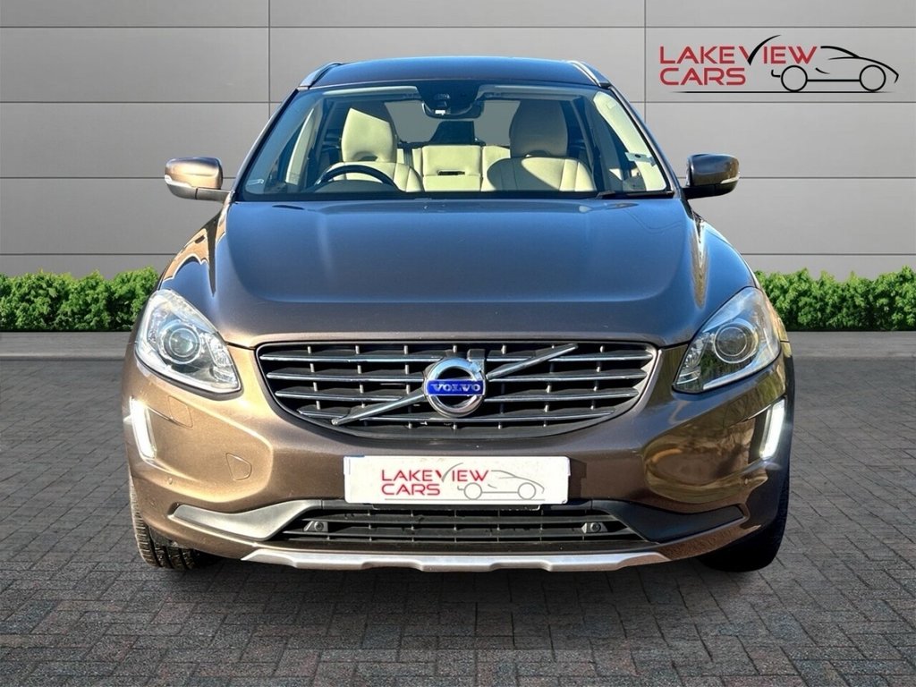 Used Volvo XC60 2015 for sale - 76744555: Photo 2