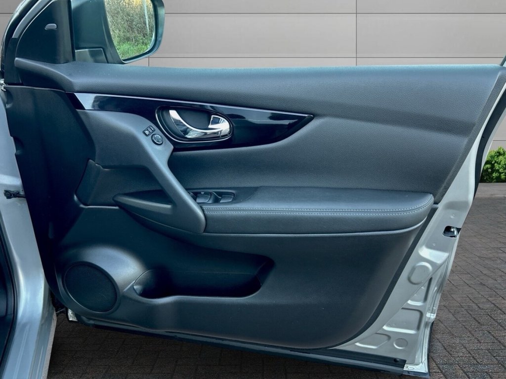 Used Nissan Qashqai 2016 for sale - 76744564: Photo 12