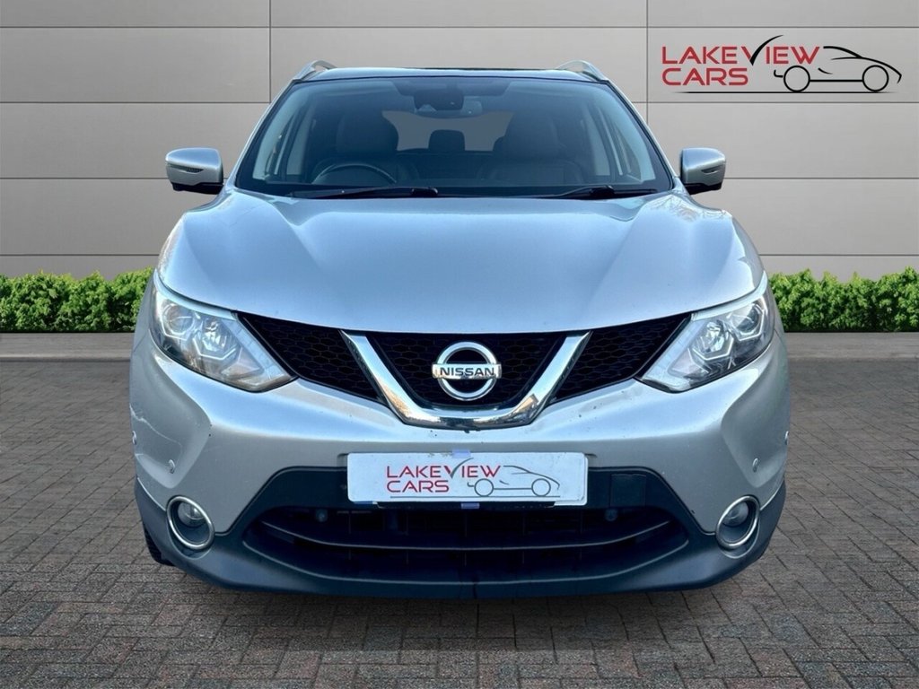Used Nissan Qashqai 2016 for sale - 76744564: Photo 2