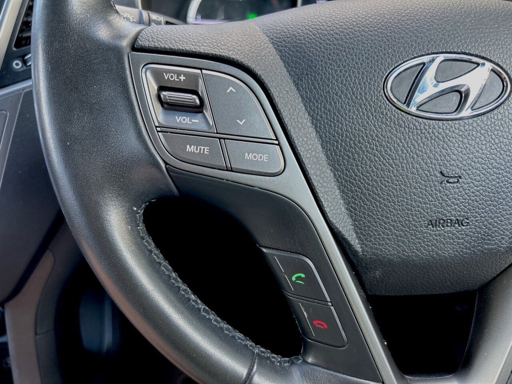 Used Hyundai Santa Fe 2016 for sale - 76744500: Photo 24