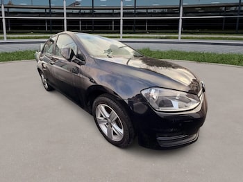 Used Volkswagen Golf 2017 for sale - 77499345: Photo