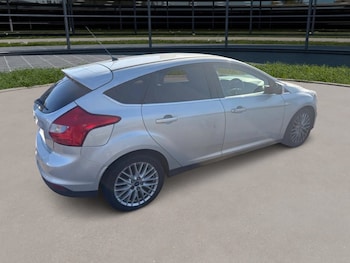 Used Ford Focus 2013 for sale - 76744523: Photo