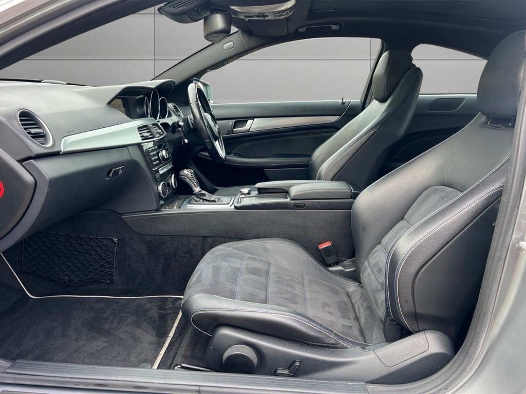 Used Mercedes-Benz C Class 2014 for sale - 76744497: Photo 13