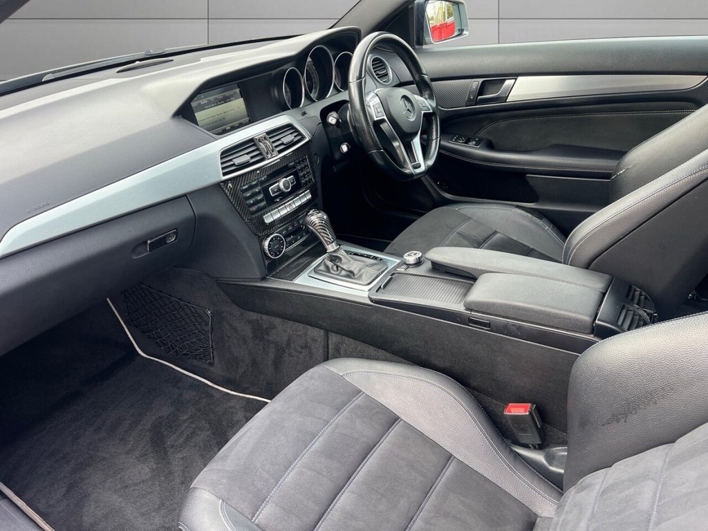 Used Mercedes-Benz C Class 2014 for sale - 76744497: Photo 14