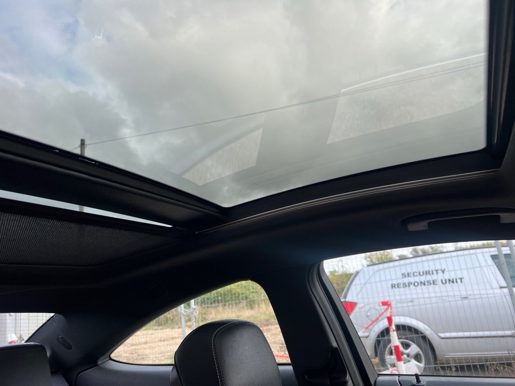 Used Mercedes-Benz C Class 2014 for sale - 76744497: Photo 24