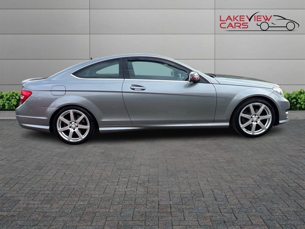 Used Mercedes-Benz C Class 2014 for sale - 76744497: Photo 4