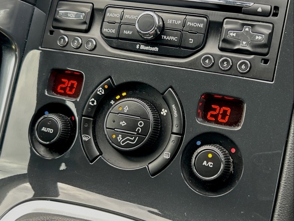 Used Peugeot 3008 2016 for sale - 76744508: Photo 23