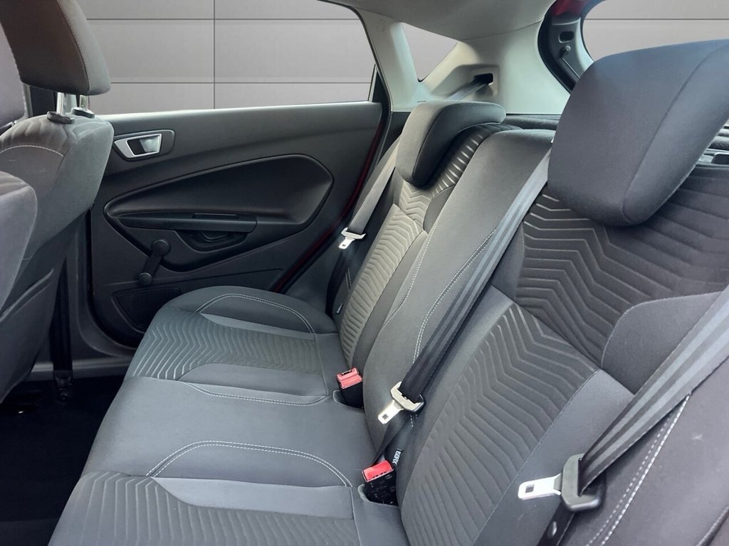 Used Ford Fiesta 2014 for sale - 76744552: Photo 16