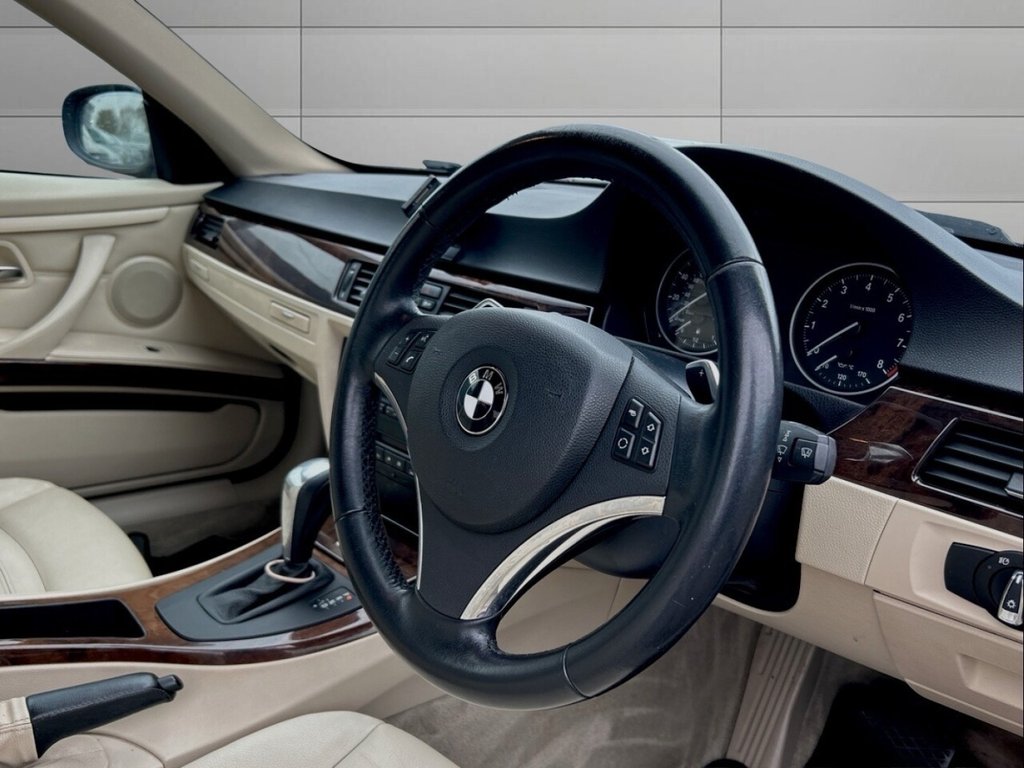 Used BMW 3 Series 2011 for sale - 77139741: Photo 9