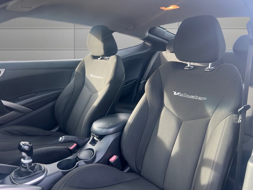 Used Hyundai Veloster 2013 for sale - 76744448: Photo 14