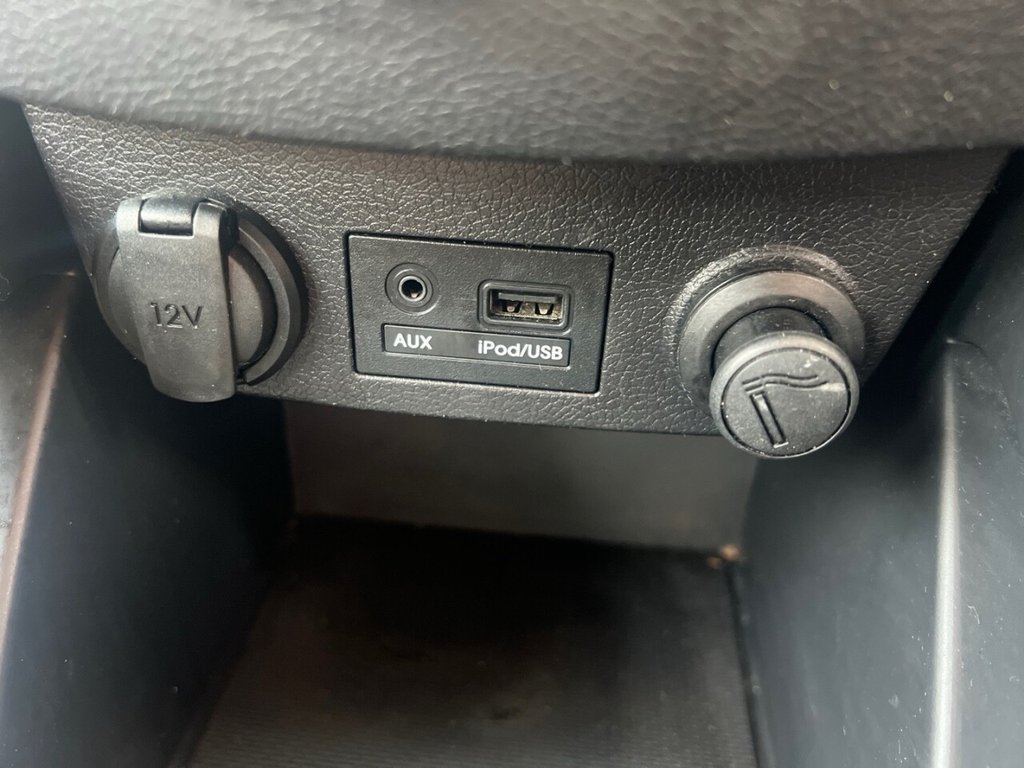 Used Hyundai Veloster 2013 for sale - 76744448: Photo 28