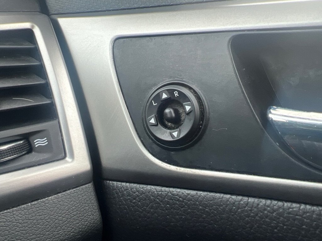 Used Hyundai Veloster 2013 for sale - 76744448: Photo 29