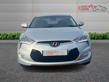 Used Hyundai Veloster 2013 for sale - 76744448: Photo