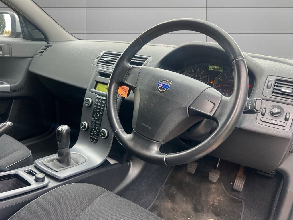 Used Volvo S40 2011 for sale - 76744550: Photo 12