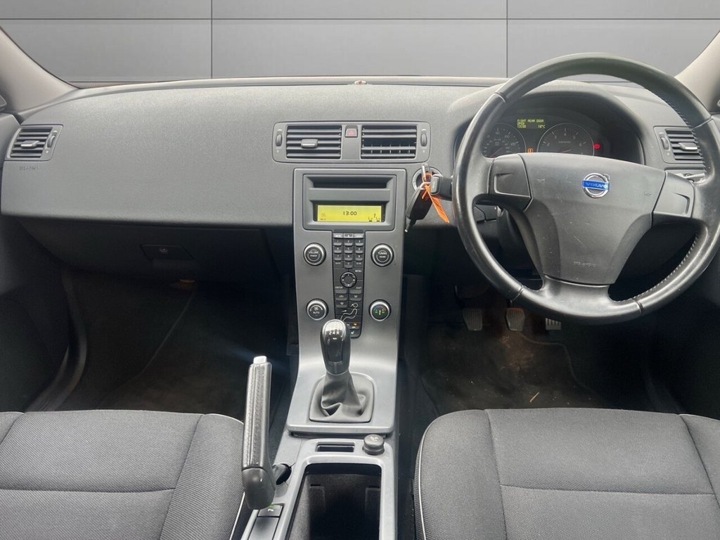 Used Volvo S40 2011 for sale - 76744550: Photo 17