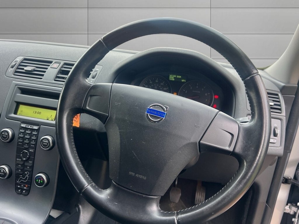 Used Volvo S40 2011 for sale - 76744550: Photo 20