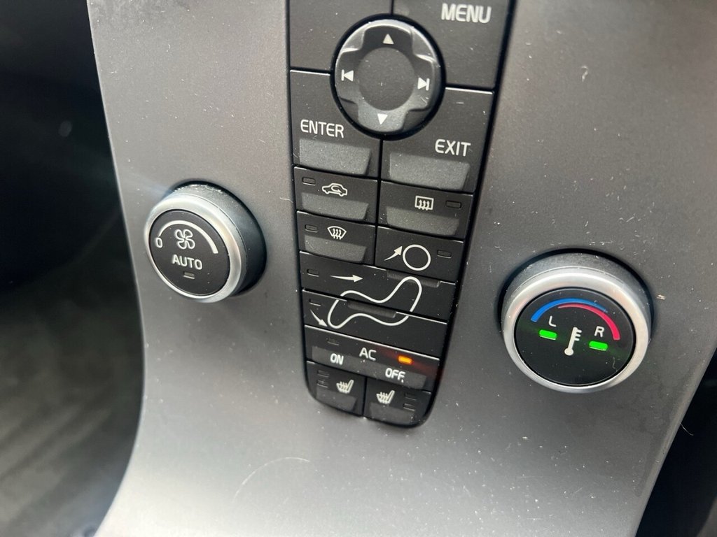 Used Volvo S40 2011 for sale - 76744550: Photo 23