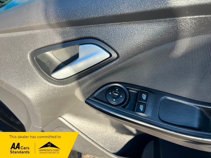 Used Ford Focus 2013 for sale - 77059752: Photo 14