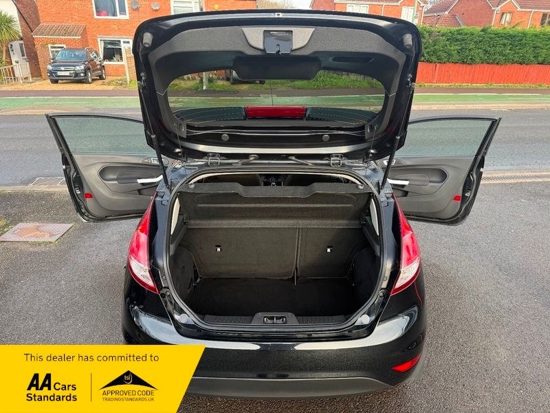 Used Ford Fiesta 2015 for sale - 76863602: Photo 16