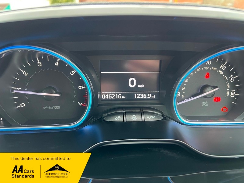 Used Peugeot 2008 2018 for sale - 77547956: Photo 13