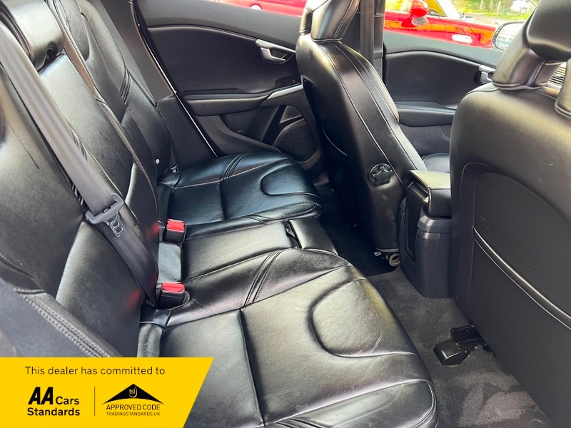 Used Volvo V40 2016 for sale - 76784651: Photo 16